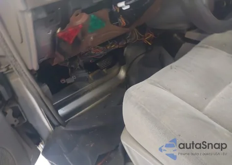 2005 Chevrolet Trailblazer Ls из США, поврежденный, VIN 1GNDT13S952133595